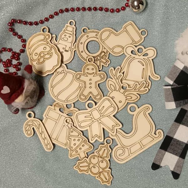Leseni božični obeski Okraski za pobarvati - komplet 14 DIY okraskov