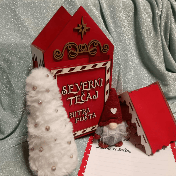 Božičkov poštni nabiralnik Hiška